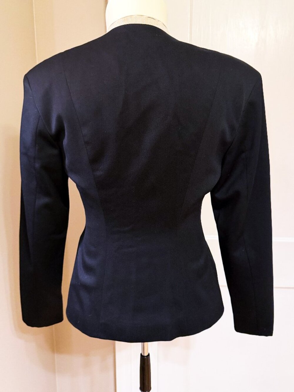 Elie Tahari Black Wool Silk Tuxedo Blazer V-Neck Collarless US 6 Made in USA - Picture 3 of 11